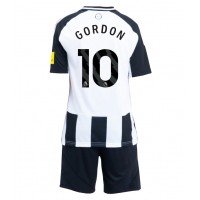 Newcastle United Anthony Gordon #10 Heimtrikotsatz Kinder 2024-25 Kurzarm (+ Kurze Hosen)